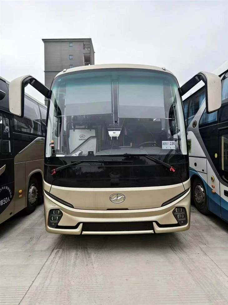 Xe buýt Diesel 50 chỗ đã qua sử dụng